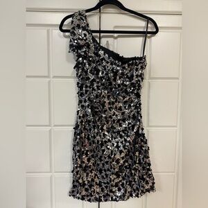 Elegant Black and Silver Sequin One-Shoulder Dress